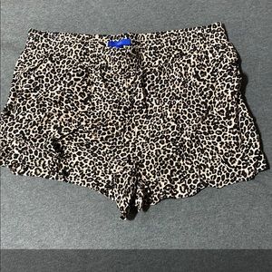 💥SOLD💥 cheetah shorts